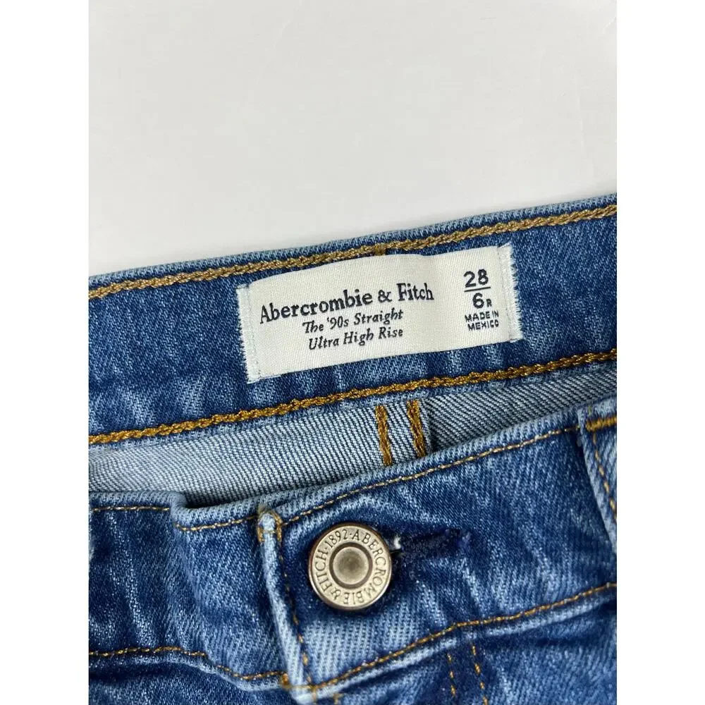 Abercrombie & Fitch The ’90s Straight Ultra High Rise Women's Jeans Size 28 (6R) - Picture 4 of 8